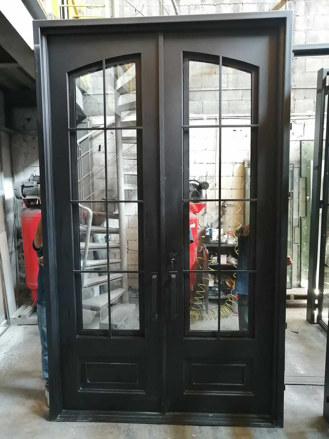 DISENO FORJADO Wrought Iron Entry Door - French Square top