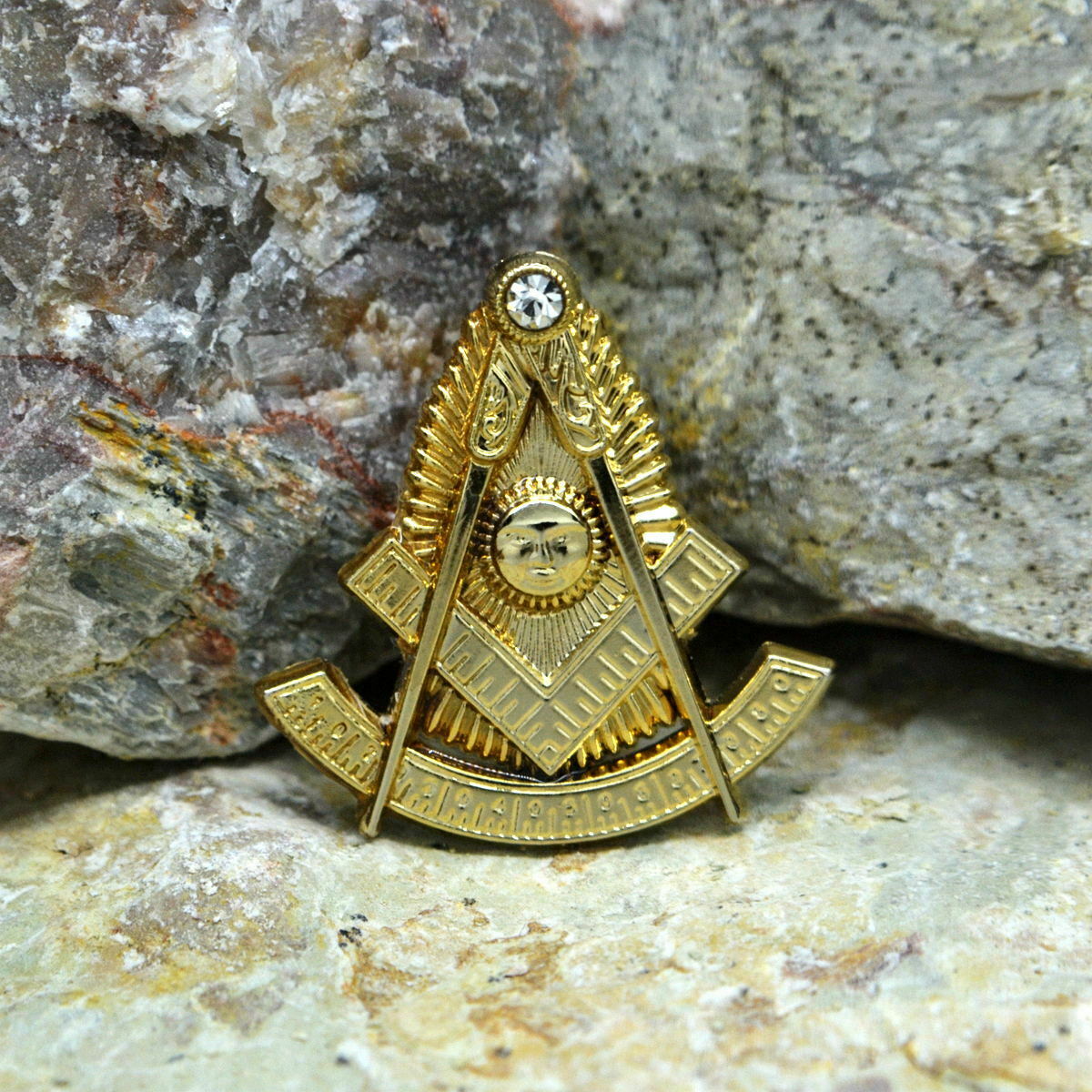Masonic Lapel Pins Badge Mason Freemason B73 Past Master