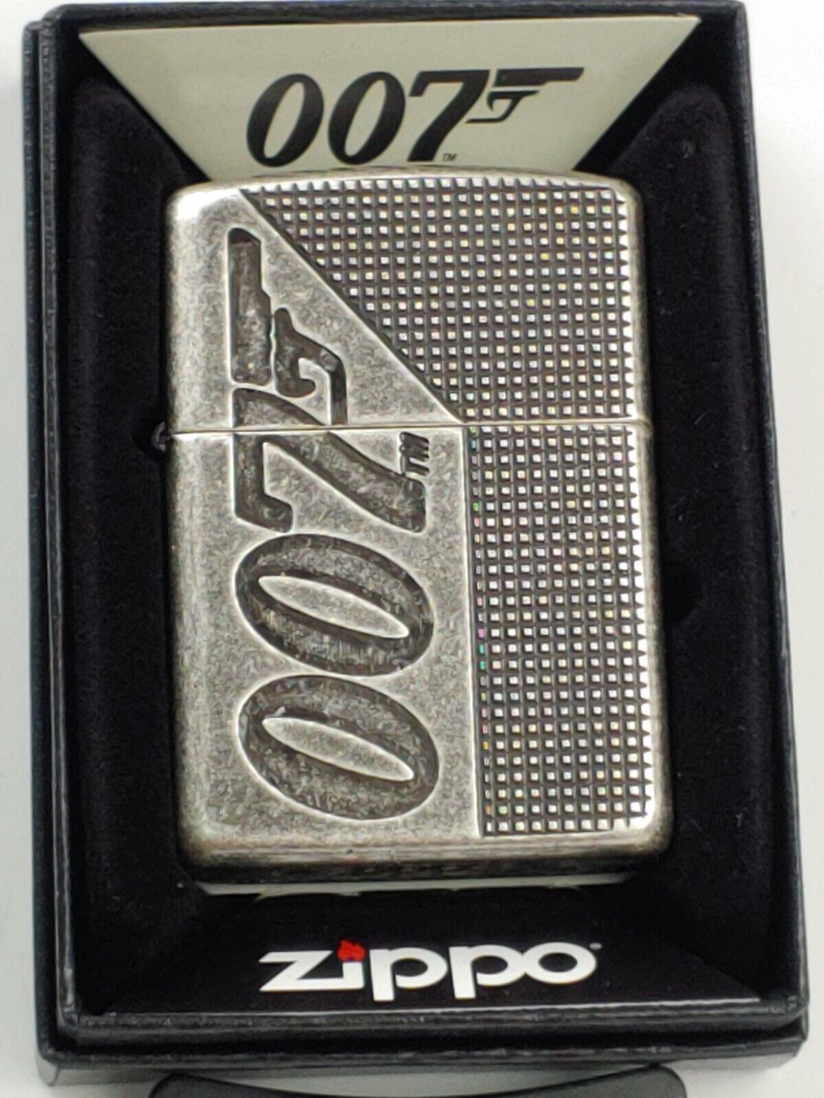 Zippo 49033 JAMES BOND 007 Deep Carved ANTIQUE SILVER PLATE ARMOR Lighter MAR 19